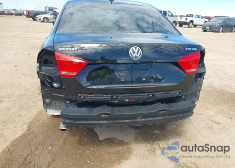 2015 Volkswagen Passat 2.0L Tdi Sel Premium z USA, uszkodzony, nr VIN 1VWCV7A30FC096829